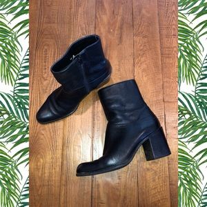 KB&Company Ankle Boots!